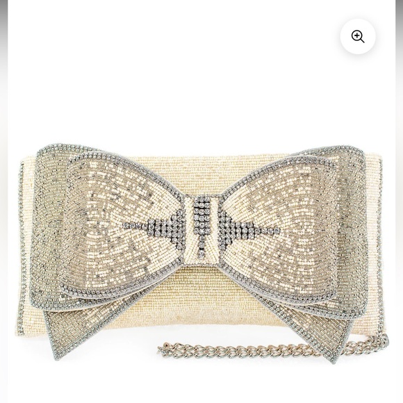 Mary Frances Handbags - Mary Frances Fancy Bow Clutch